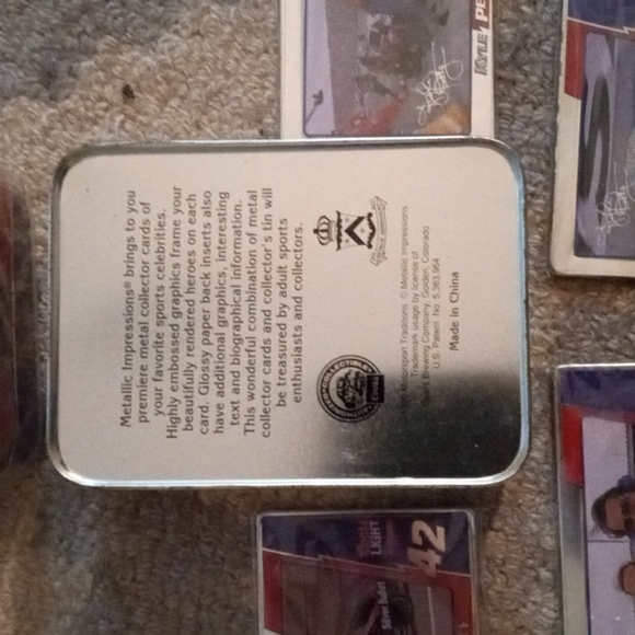 Trading Cards - Picture 3 of 11